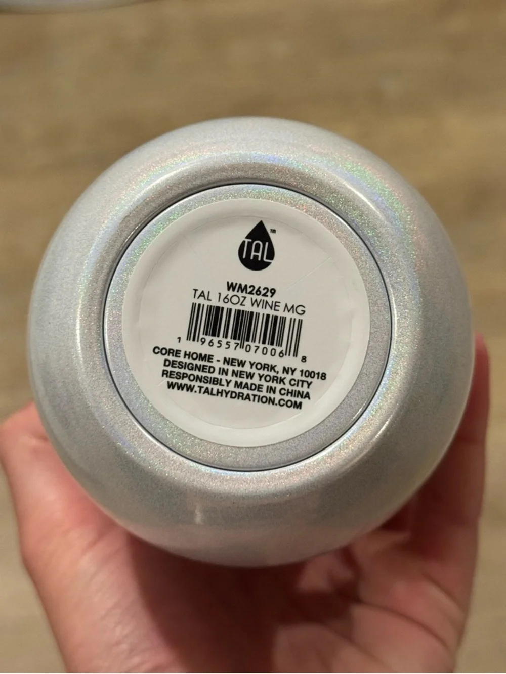 Tal iridescent white
